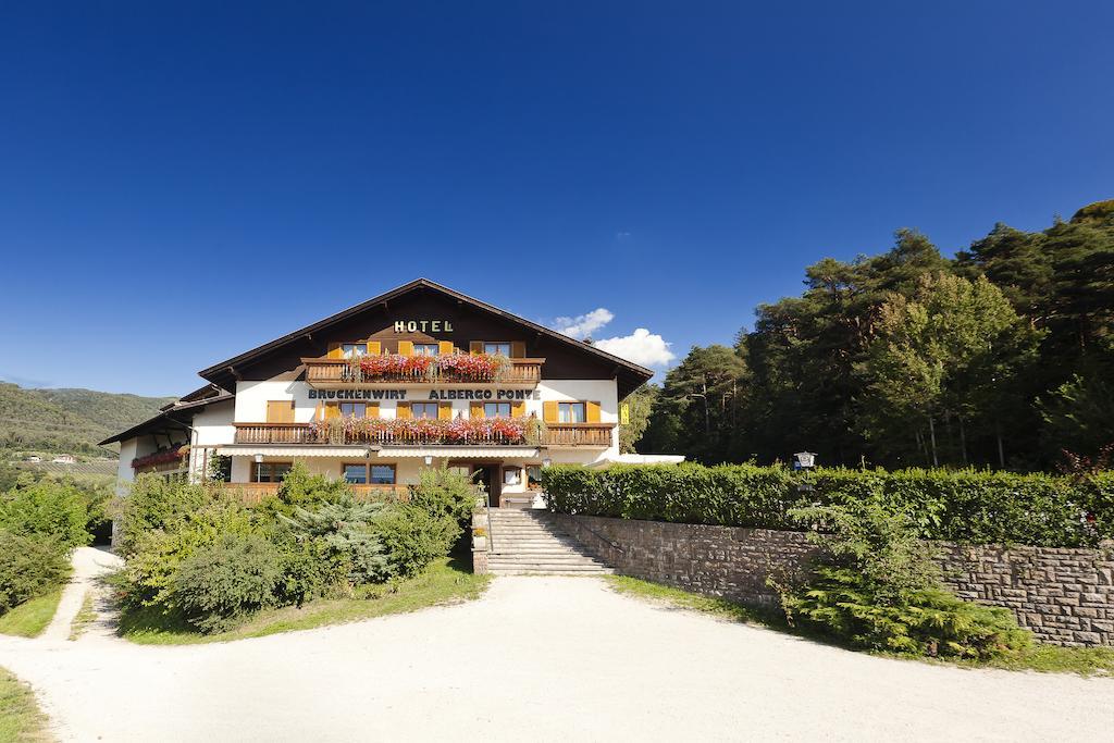 Hotel Brueckenwirt - Al Ponte มอนตาญา ภายนอก รูปภาพ